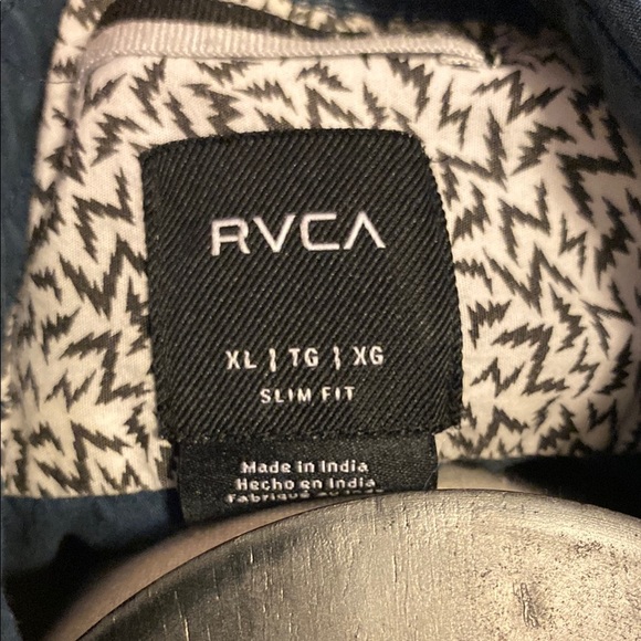 RVCA Blue Casual Button Down Shirt - Picture 2 of 7